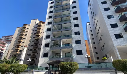 Excelente apartamento, bem localizado, perto da praia e comércios