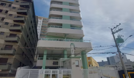 Excelente apartamento, bem localizado, perto da praia