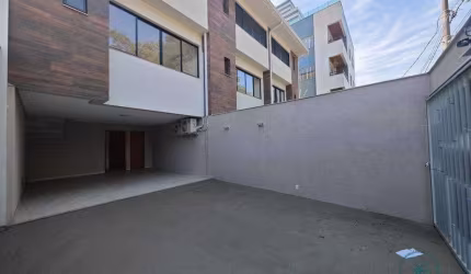 Casa Geminada à Venda em Itapoã, Belo Horizonte - MG