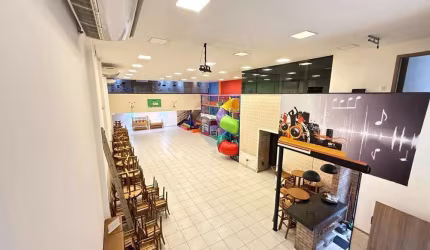 Casa de festa infantil venda  com 250m² totalmente equipada e climatizada Jardim América