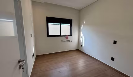 Casa de luxo no Parque dos Pinheiros: 3 quartos, 3 suítes, condomínio fechado, piscina. Nova Odessa-SP. Aproveite!