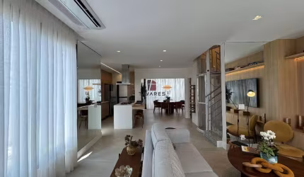 COM ENTRADA FACILITADA! Casa de Luxo à Venda no Swiss Park - Campinas-SP: 3 Quartos, 3 Suítes, 1 Sala, 5 Banheiros, 2 Vagas, 208m².