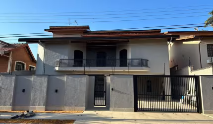 Imperdível! Casa à venda em Paulínia-SP, Jardim de Itapoan: 4 quartos, 4 suítes, 1 sala, 2 vagas, 396,06m².