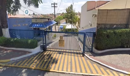 Casa em condomínio fechado com 2 quartos à venda na Vila Maria Eugênia, Campinas  por R$ 329.900