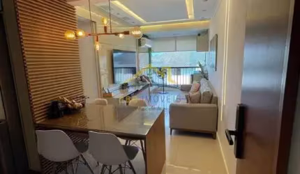 Praia do Flamengo Apartamento 2/4 1 suíte 53m²