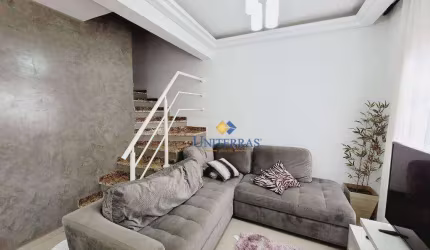 Sobrado com 3 dormitórios à venda, 128 m² por R$ 640.000,00 - Santa Cândida - Curitiba/PR