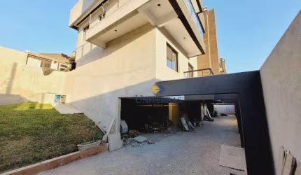Sobrado com 3 dormitórios à venda, 148 m² por R$ 460.000,00 - Guaraituba - Colombo/PR