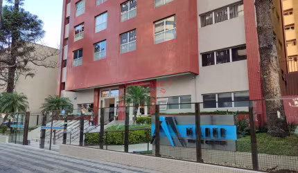 Sala comercial para alugar na Rua Nunes Machado, 472, Centro, Curitiba por R$ 700
