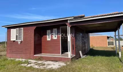 Casa Tupancy em Arroio do Sal/RS Cód 1345