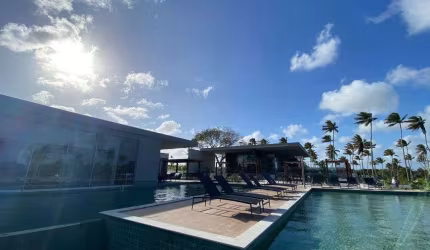 Oportunidade! Lote residencial em espetacular condomínio-clube às margens da Lagoa do Bonfim!