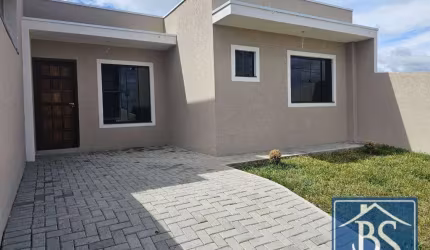 LINDA CASA EM CONDOMINIO COM PISCINA , 03 DORMITORIOS