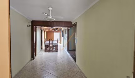 Excelente casa a venda no Jd. Morumbi - Oportunidade