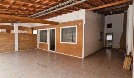 Excelente oportunidade  casa com edícula no Bosque dos Eucaliptos  -  Localizada em São José dos Campos - Zona Sul - Bairro Bosque dos Eucaliptos