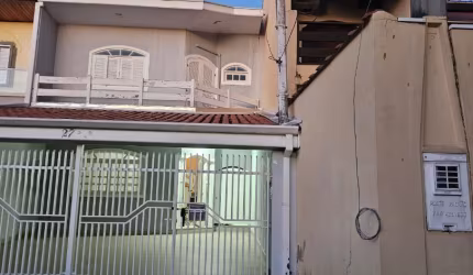 Linda casa com 1 suíte e churrasqueira - Ótima localização, próximo a  Andrômeda e Ouro Fino