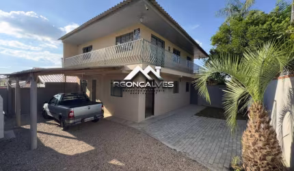 Sobrado à venda em Piraquara, Jardim Bela Vista, com 6 quartos, 150m²