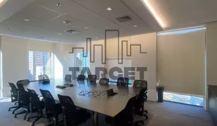 Aluguel de Conjunto Comercial Mobiliado na Vila Olímpia com 1.348 m²
