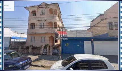 Investimento Lucrativo! Prédio Residencial com 12 Apartamentos em Ramos
