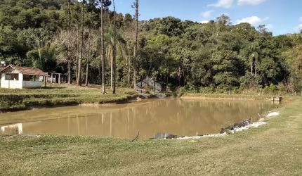 Sítio com 3 dormitórios à venda, 84700 m² por R$ 600.000,00 - Ponte Alta - Nazaré Paulista/SP
