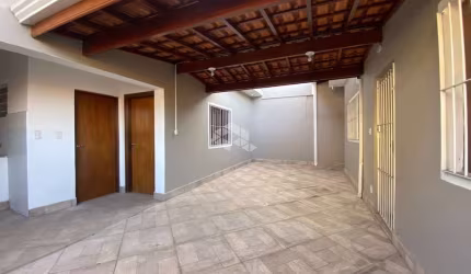 Prédio comercial com 344m² a venda por R$ 2.600.000,00 no Centro de Mairiporã-SP