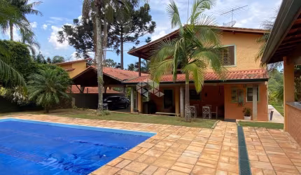 Casa em condomínio com 04 quartos, 1.190m² a venda por R$ 1.190.000,00 - Jd Cinco Lagos - Mairiporã-SP