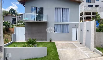 Casa com 2 dormitórios à venda, 116 m² por R$ 600.000,00 - Condomínio Águas de São Pedro - Mairiporã/SP