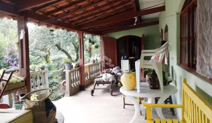 Casa com 2 dormitórios à venda, 100 m² por R$ 380.000 - Vila Carpi - Mairiporã/SP