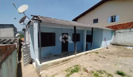 Casa com 3 dormitórios à venda, 94 m² por R$ 250.000,00 - Jardim Suisso - Mairiporã/SP