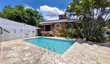 Casa com 04 quartoS e lazer completo, Serra da Cantareira - Mairiporã-SP