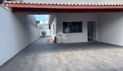 Casa Nova localizada  na Rua Nelson Rodrigues Valente - Itanhaém