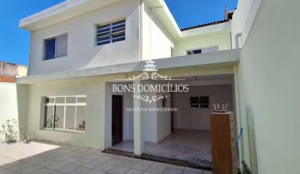 CASA 3 DORMS EM TERRENO 250M2 COM 3 VAGAS E VARANDA ESPAÇOSA