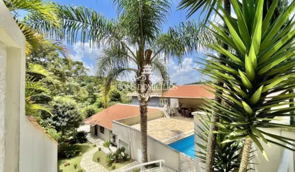 Casa com 3 quartos à venda no Granja Carneiro Viana, Cotia  por R$ 1.100.000