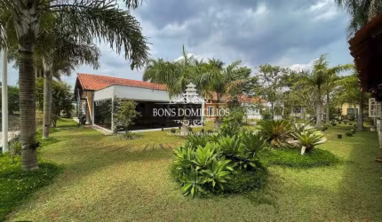 Casa com 4 quartos à venda na Vila Santo Antônio, Cotia  por R$ 1.900.000