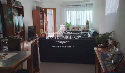 Casa com 3 suítes e 4 vagas em bolsão residencial no Jardim da Glória ao lado da Granja Viana