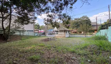 Maravilhoso lote COMERCIAL no CORAÇÃO DA GRANJA VIANA!