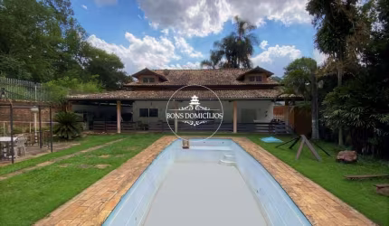 Fazendinha - 4d(3sts) Acessibilidade, lazer, natureza, casa caseiro!