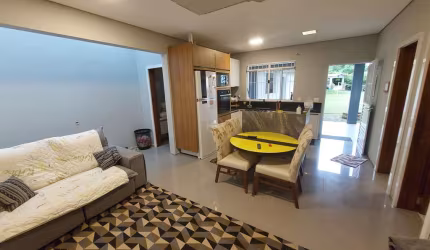 Belíssima casa em terreno de 1400m por apenas 699.990,00 !