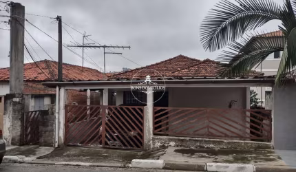 CASA EM COTIA IDEAL PARA RENDA OU CONSTRUÇÃO DE PRÉDIO DE 05 ANDARES.