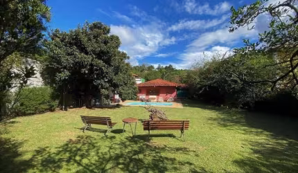 Casa Térrea para Venda no bairro Fazendinha/Granja Viana