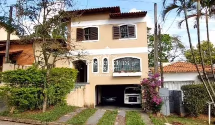 Casa em Condomínio para Locação no bairro Jardim da Glória