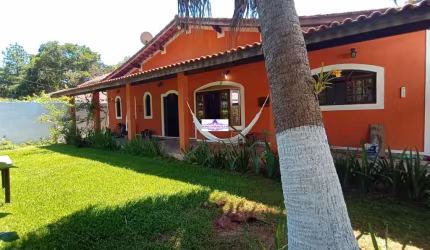 CASA TOTALMENTE TÉRREA