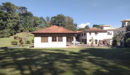 Chácara Condomínio para Venda no bairro JÁ PENSOU EM MORAR NUMA CHÁCARA 5.000M2 EM CONDOMINIO FECHADO AO LADO DO SHOPPING GRANJA VIANA?