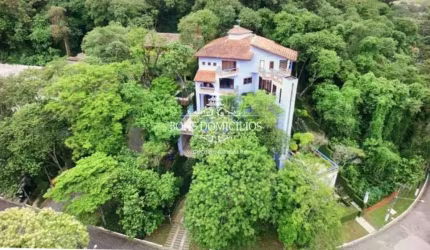Casa em condomínio fechado com 5 quartos à venda no Altos de São Fernando, Jandira  por R$ 1.590.000