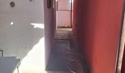 Casa linda de esquina a 3 quadras da praia