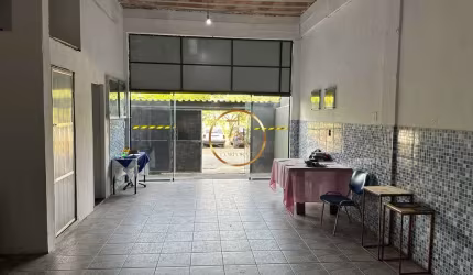 Prédio à venda no bairro Curicica - Rio de Janeiro/RJ