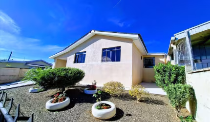Casa com 2 quartos à venda na RUA IGUACU, 33, Jardim Aeroporto, Irati, 84 m2 por R$ 250.000