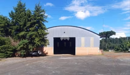 Barracão / Galpão / Depósito para alugar na ESTRADA RURAL, Zona Rural, Irati, 1225 m2 por R$ 10.000