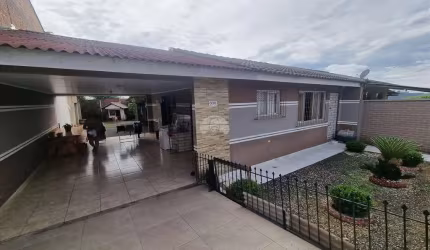 Casa com 2 quartos à venda na RUA INACIO MUCHOM, 30, Alto da Lagoa, Irati, 60 m2 por R$ 150.000