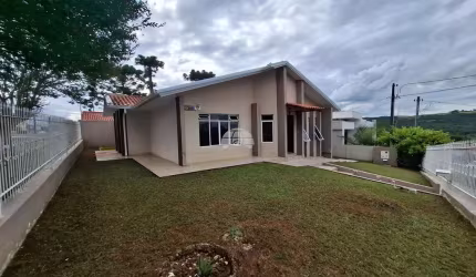 Casa com 3 quartos para alugar na Rua Vereador Alexandre Pavelski, 362, Alto Glória, Irati, 160 m2 por R$ 3.850