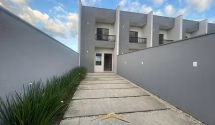 Sobrado para Venda em Guaramirim, Beira Rio, 2 dormitórios, 2 suítes, 3 banheiros, 2 vagas