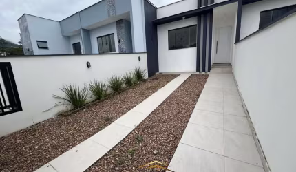 Casa Geminada para Venda em Jaraguá do Sul, Tres Rios do Sul, 2 dormitórios, 1 banheiro, 2 vagas